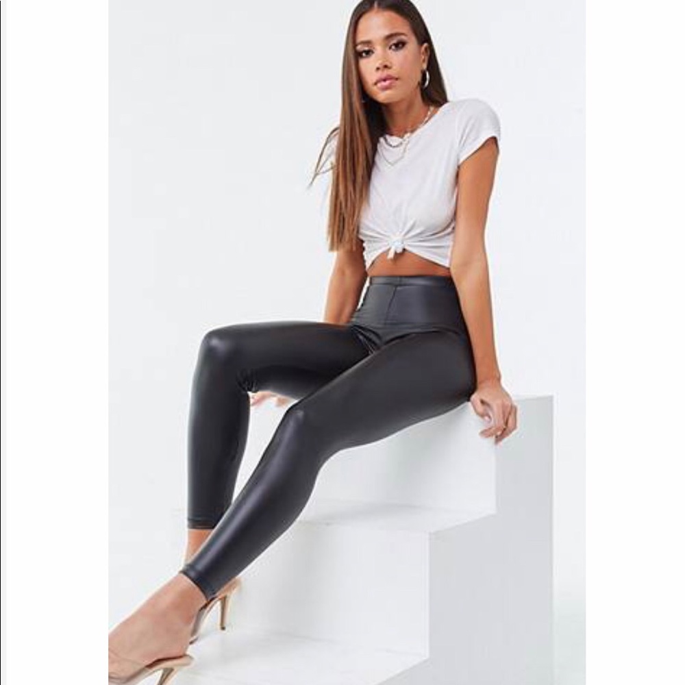 Faux Leather Leggings - Size Large